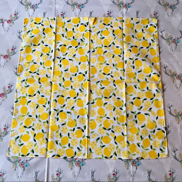 NWOT Lemon 🍋 Bandana/Facemask 😷 - Picture 1 of 5